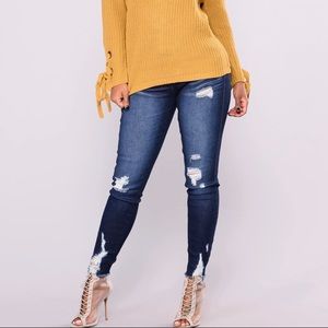 NEW Fashion Nova Dark Wash Butt Lifting Ankle Jeans Size 0